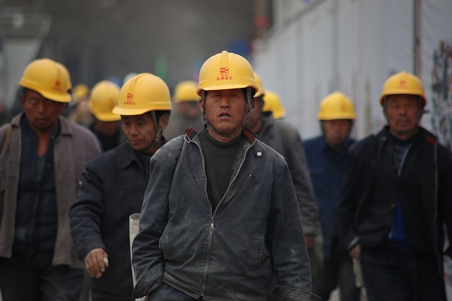 čínští dělníci